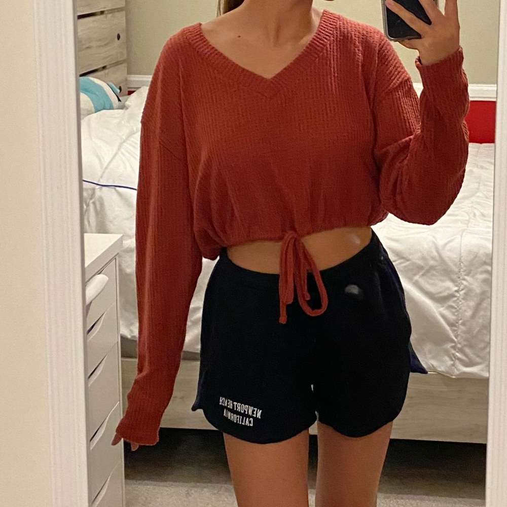 LOOSE CROPPED LONG SLEEVE